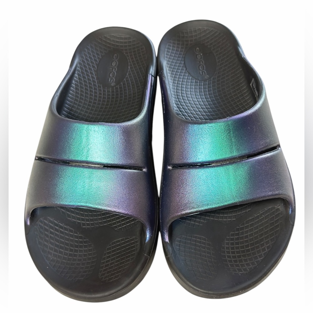 OOfos OOahh  Iridescent Luxe Slide Comfort Recovery Sandals Size W 9 - L 7 NEW - Picture 5 of 12